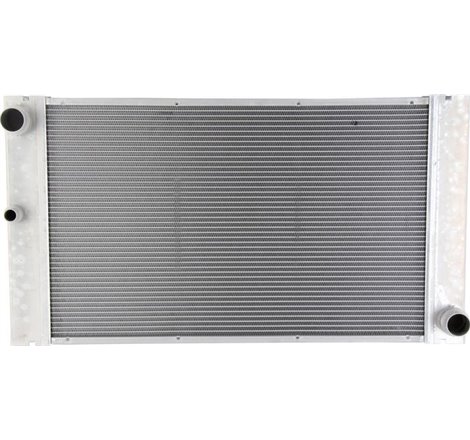 Radiator motor Automat. cu primele elemente potrivite BMW 5 E60. 5 E61. 6 E63. 6 E64. 7 E65. E66. E67 2.0D-4.4D -12.10 - Nissens