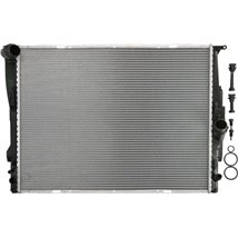 Radiator motor Automat. cu primele elemente potrivite BMW 1 E81. 1 E82. 1 E87. 1 E88. 3 E90. 3 E91. 3 E92. 3 E93. X1 E84. Z4 E89