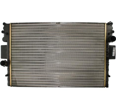 Radiator motor IVECO DAILY III. DAILY IV. DAILY V 2.3D-3.0CNG-3.0D - Nissens-61981