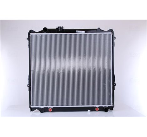 Radiator motor Automat. cu primele elemente potrivite TOYOTA LAND CRUISER 90 3.0D-3.4 - Nissens-64637A