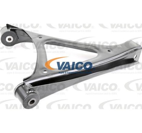 Brat suspensie spate Stanga inferior. spate. transversal. cu tampon de cauciuc AUDI Q7. PORSCHE CAYENNE. VW TOUAREG 2.5D-6.0D 09