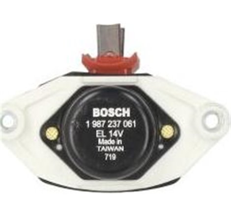 Regulator de voltaj IVECO MK. FENDT 200. 600. DEUTZ FAHR 10000. AGROPLUS. AGROPRIMA. AGROSTAR-AGROSTAR DX. AGROXTRA. DX 01.74- -