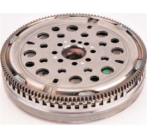 Volanta cu masa dubla manual cu placa de reglare a frecarii. fara kit de suruburi. fara rulment de ghidare MERCEDES A W169. B SP