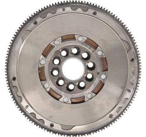 Volanta cu masa dubla manual 240mm. fara kit de suruburi. fara placa de reglare a frictiunii. fara rulment de ghidare VOLVO C30.