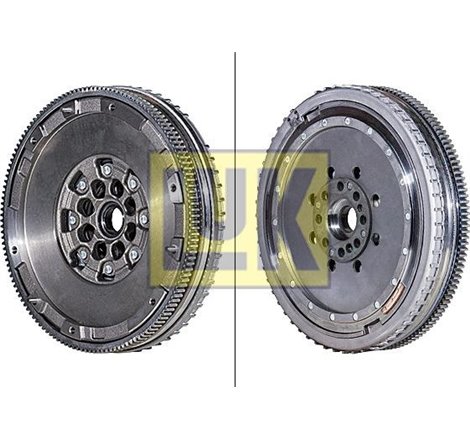 Volanta cu masa dubla manual MERCEDES A W176. B SPORTS TOURER W246. W242. CLA C117. CLA SHOOTING BRAKE X117. GLA X156. INFINITI 